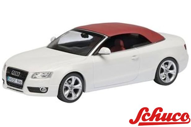 Schuco 1:43 Audi A5 Cabriolet with Closed Roof