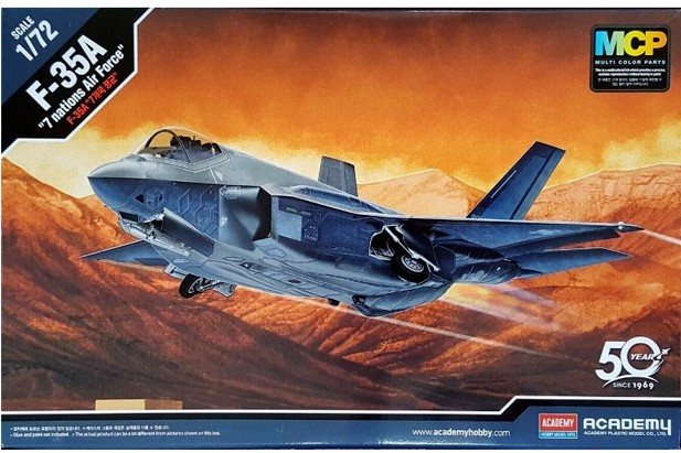 Academy 1:72 12561 F-35A 7 Nations Air Force